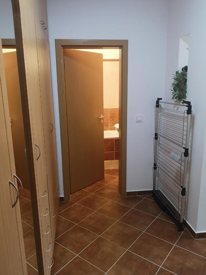 Orsika Hilltop Apartman Eger Exterior foto